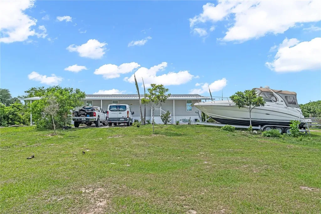 1321 Bluff Hammock Road Lorida FL 33857