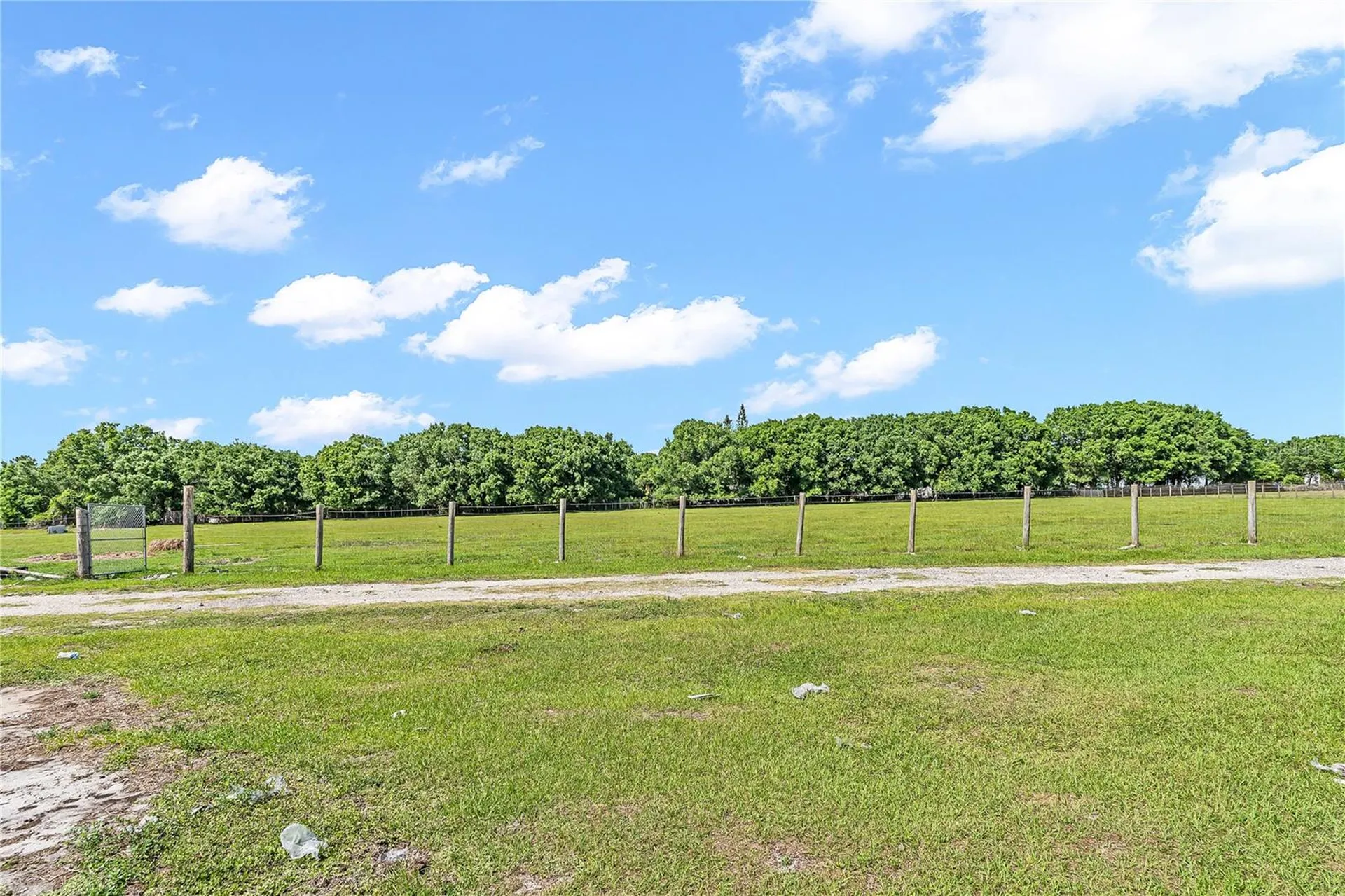 1321 Bluff Hammock Road Lorida FL 33857