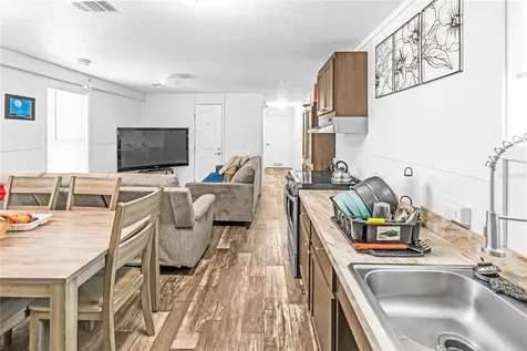1321 Bluff Hammock Road Lorida FL 33857