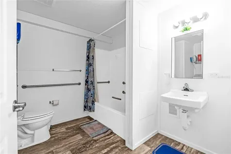 1321 Bluff Hammock Road Lorida FL 33857