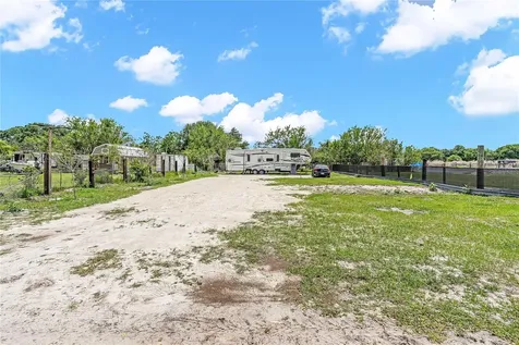 1321 Bluff Hammock Road Lorida FL 33857