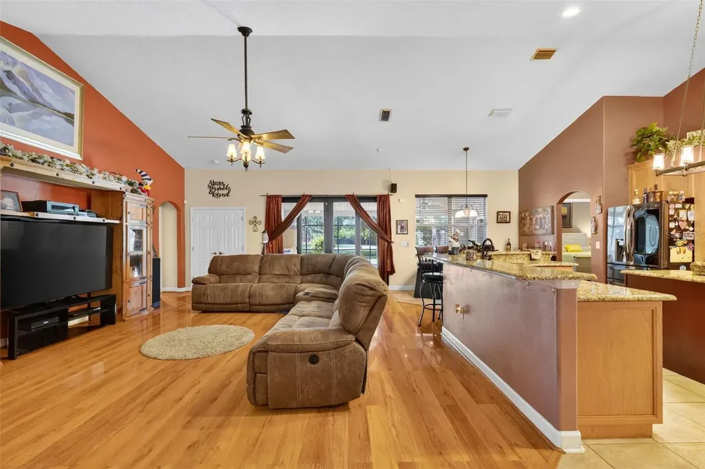 Mount Dora FL 32757