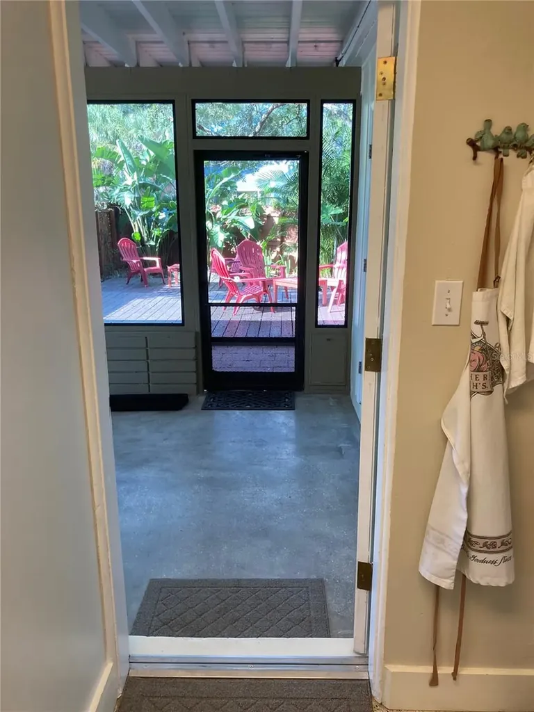 1415 S School Avenue Sarasota FL 34239