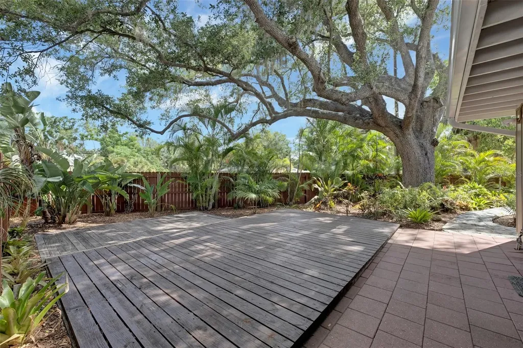 1415 S School Avenue Sarasota FL 34239
