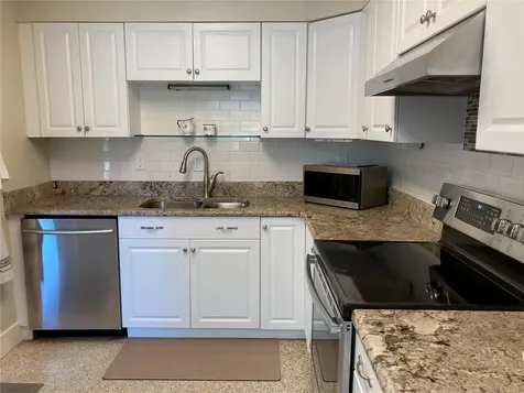 1415 S School Avenue Sarasota FL 34239