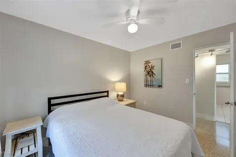 1415 S School Avenue Sarasota FL 34239