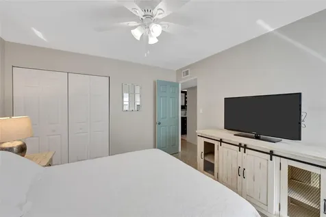 1415 S School Avenue Sarasota FL 34239