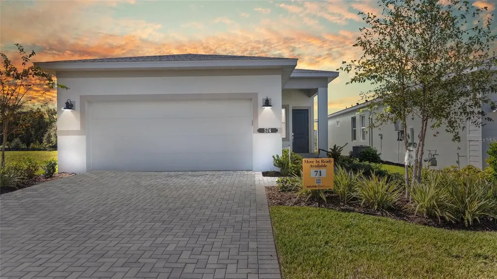 574 Hammock Oaks Boulevard Lady Lake FL 32159