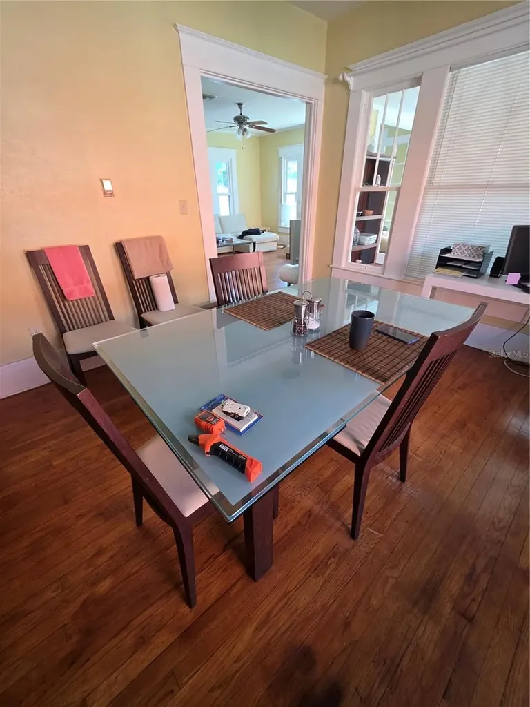 1568 Drew Street Clearwater FL 33755