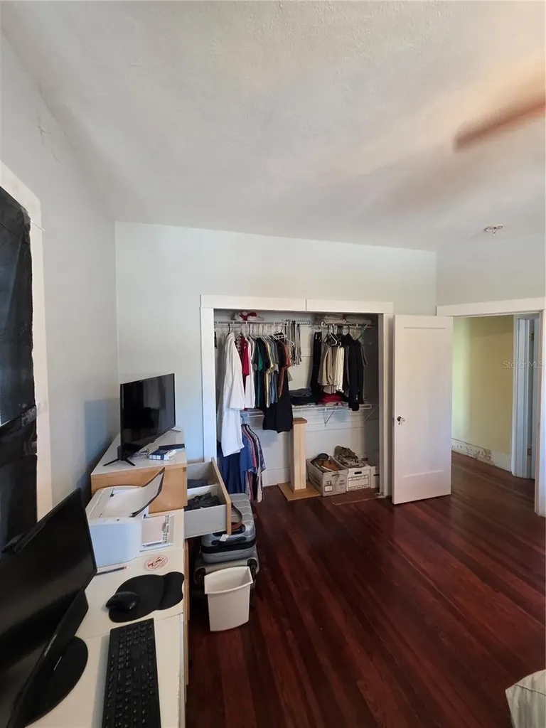 1568 Drew Street Clearwater FL 33755