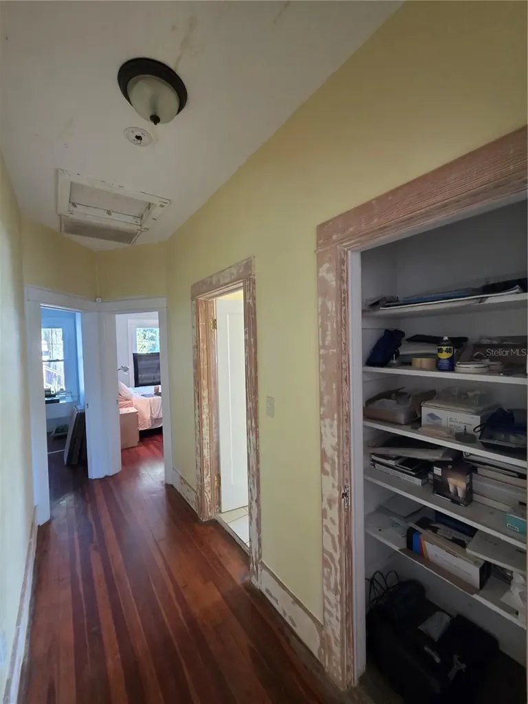 1568 Drew Street Clearwater FL 33755