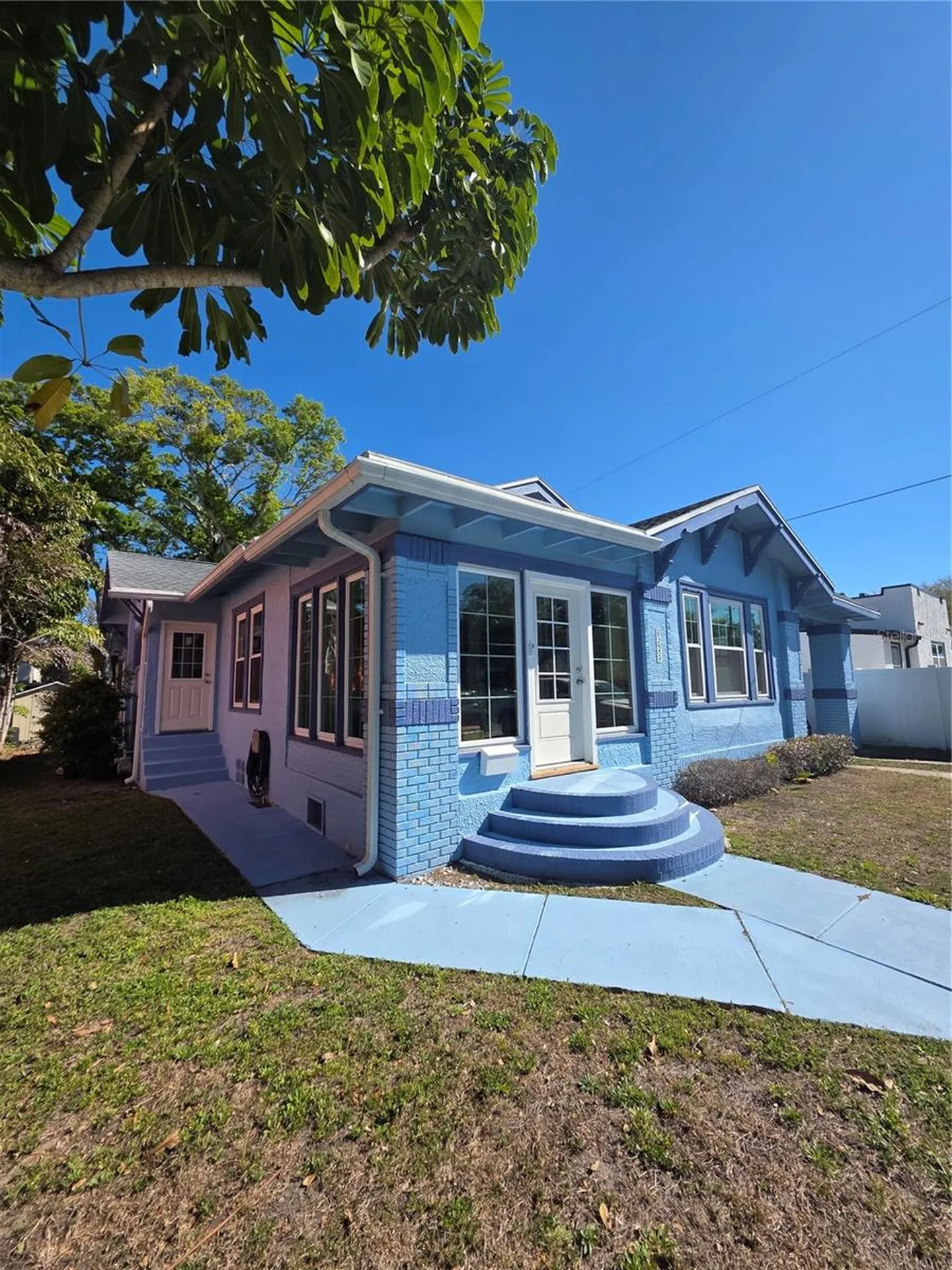 1568 Drew Street Clearwater FL 33755