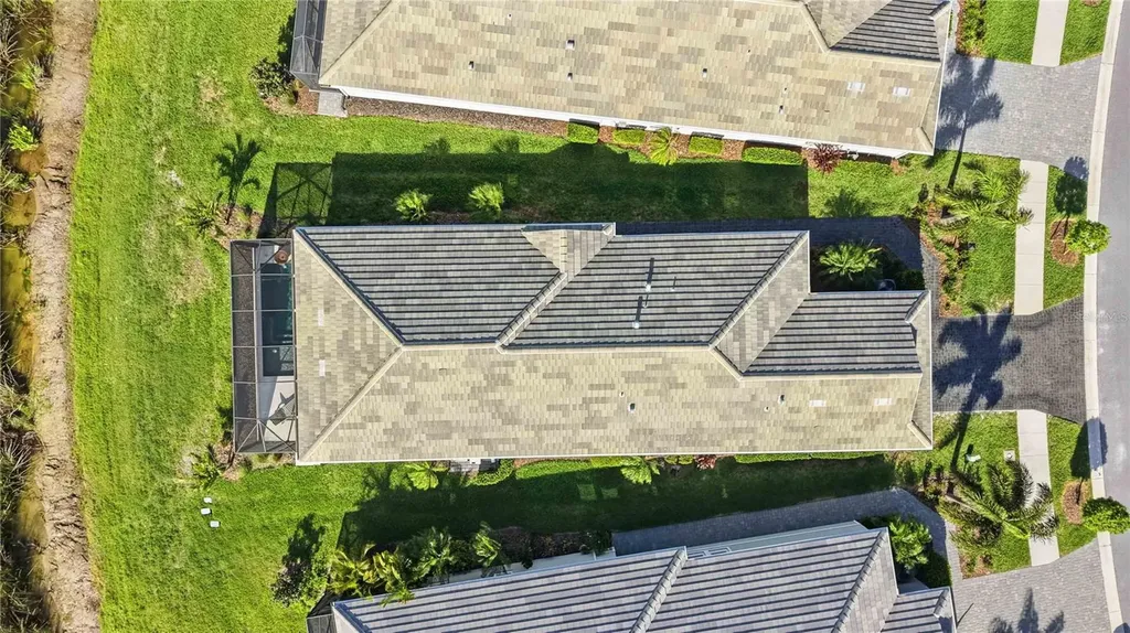 993 Crosswind Avenue Sarasota FL 34240