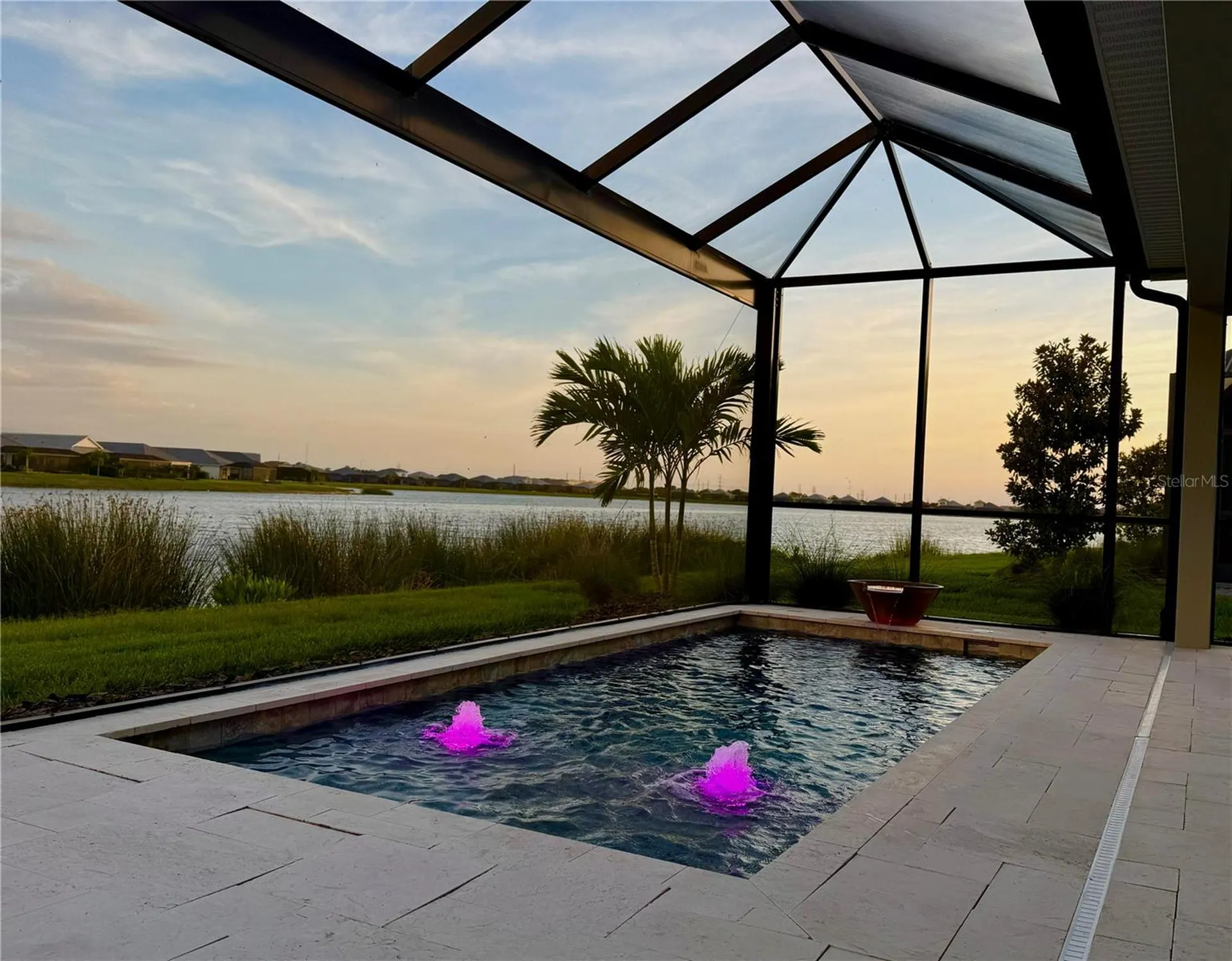 993 Crosswind Avenue Sarasota FL 34240