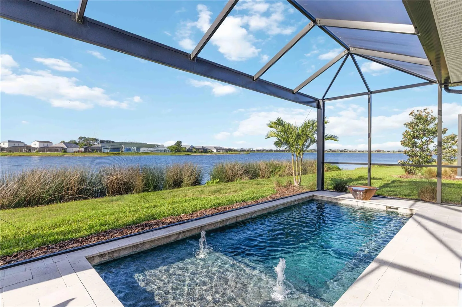 993 Crosswind Avenue Sarasota FL 34240