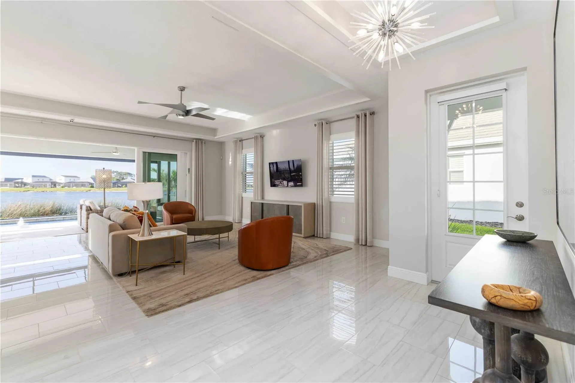 993 Crosswind Avenue Sarasota FL 34240