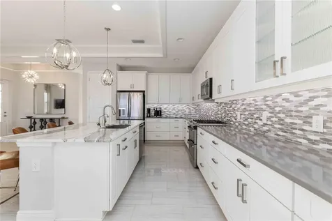 993 Crosswind Avenue Sarasota FL 34240