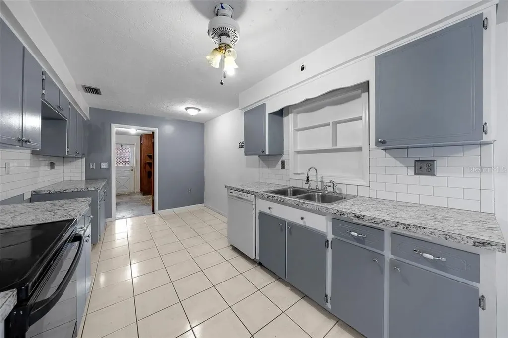 82 S Jeffery Street Beverly Hills FL 34465