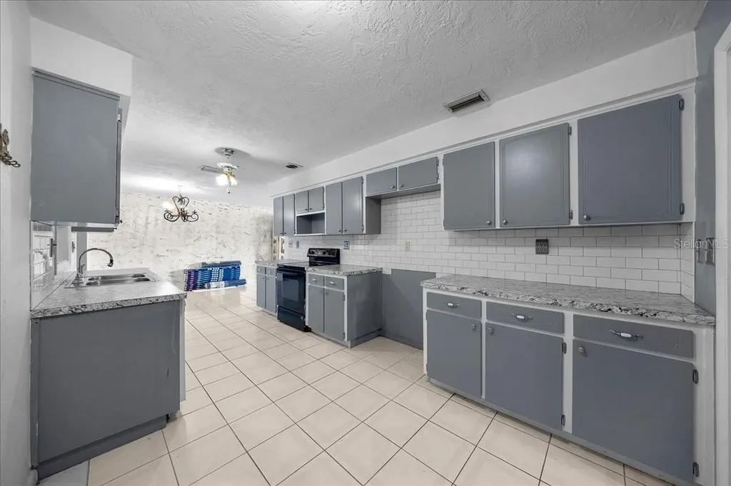 82 S Jeffery Street Beverly Hills FL 34465