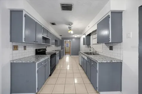 82 S Jeffery Street Beverly Hills FL 34465