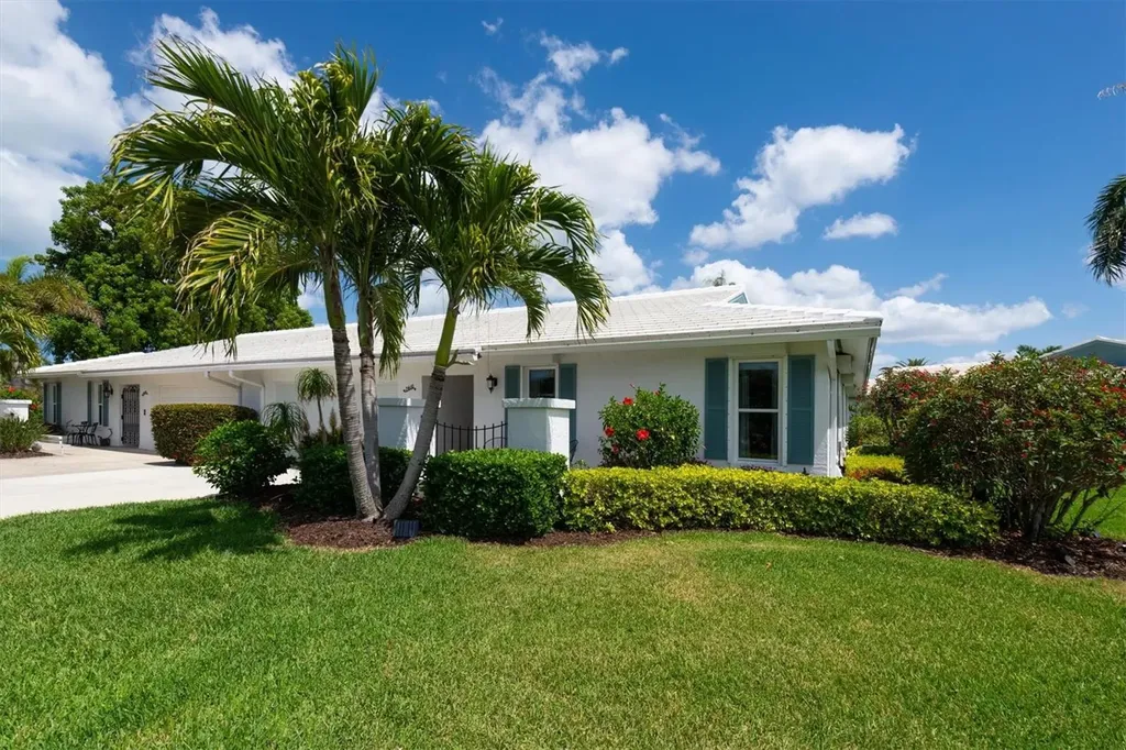 7410 9th Avenue W Bradenton FL 34209
