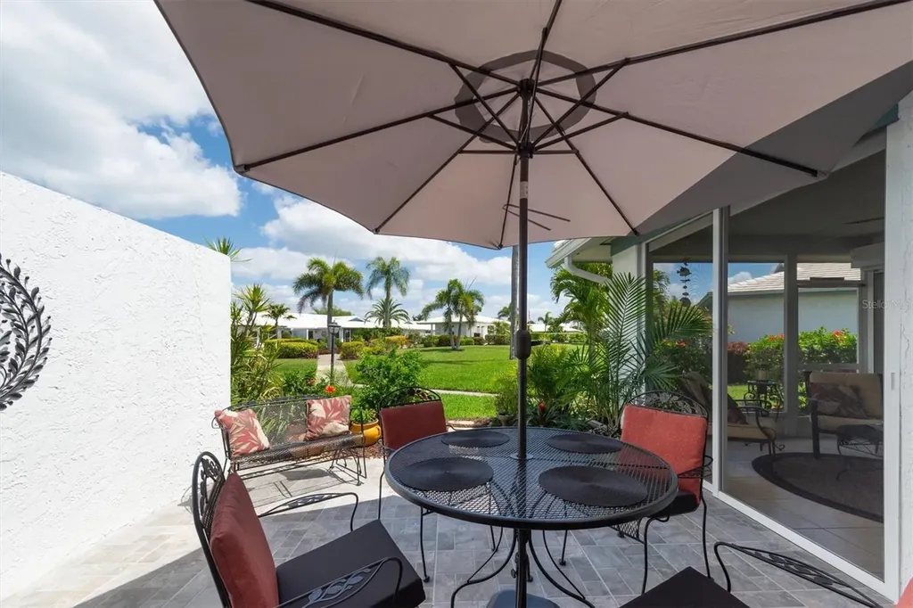 7410 9th Avenue W Bradenton FL 34209