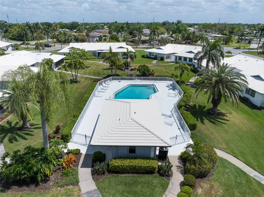 7410 9th Avenue W Bradenton FL 34209