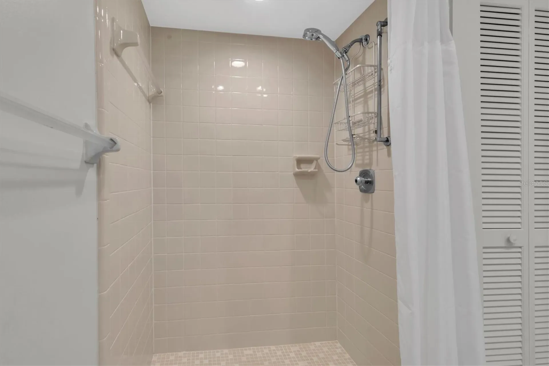 7410 9th Avenue W Bradenton FL 34209