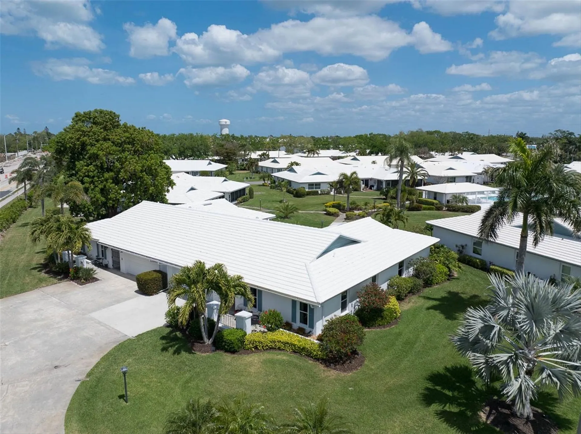 7410 9th Avenue W Bradenton FL 34209