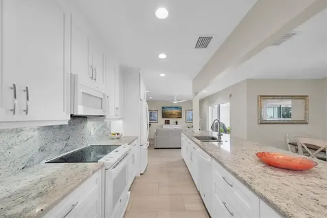 7410 9th Avenue W Bradenton FL 34209