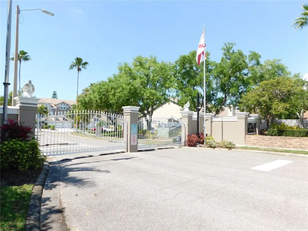 1720 Arabian Lane Palm Harbor FL 34685