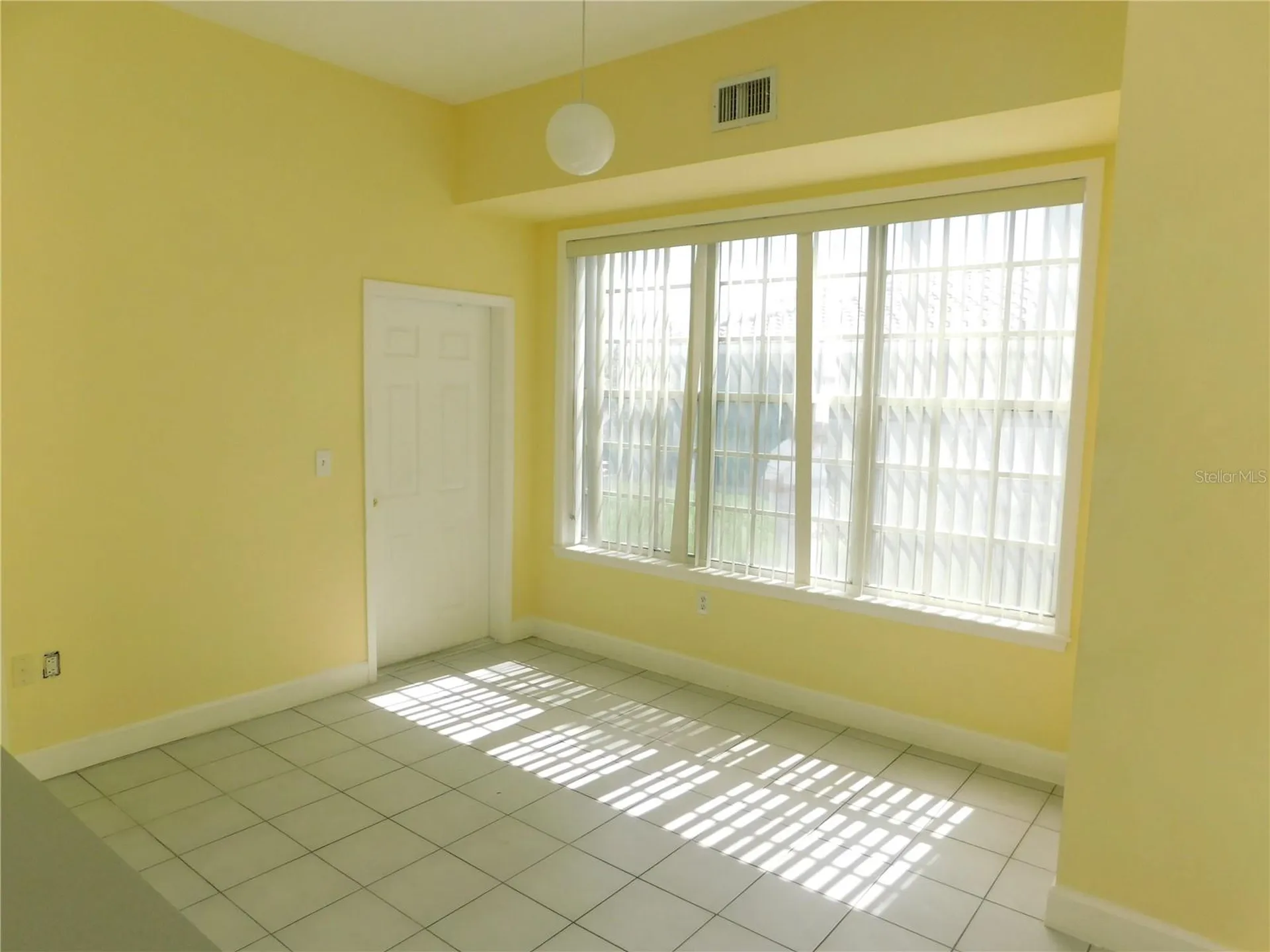 1720 Arabian Lane Palm Harbor FL 34685