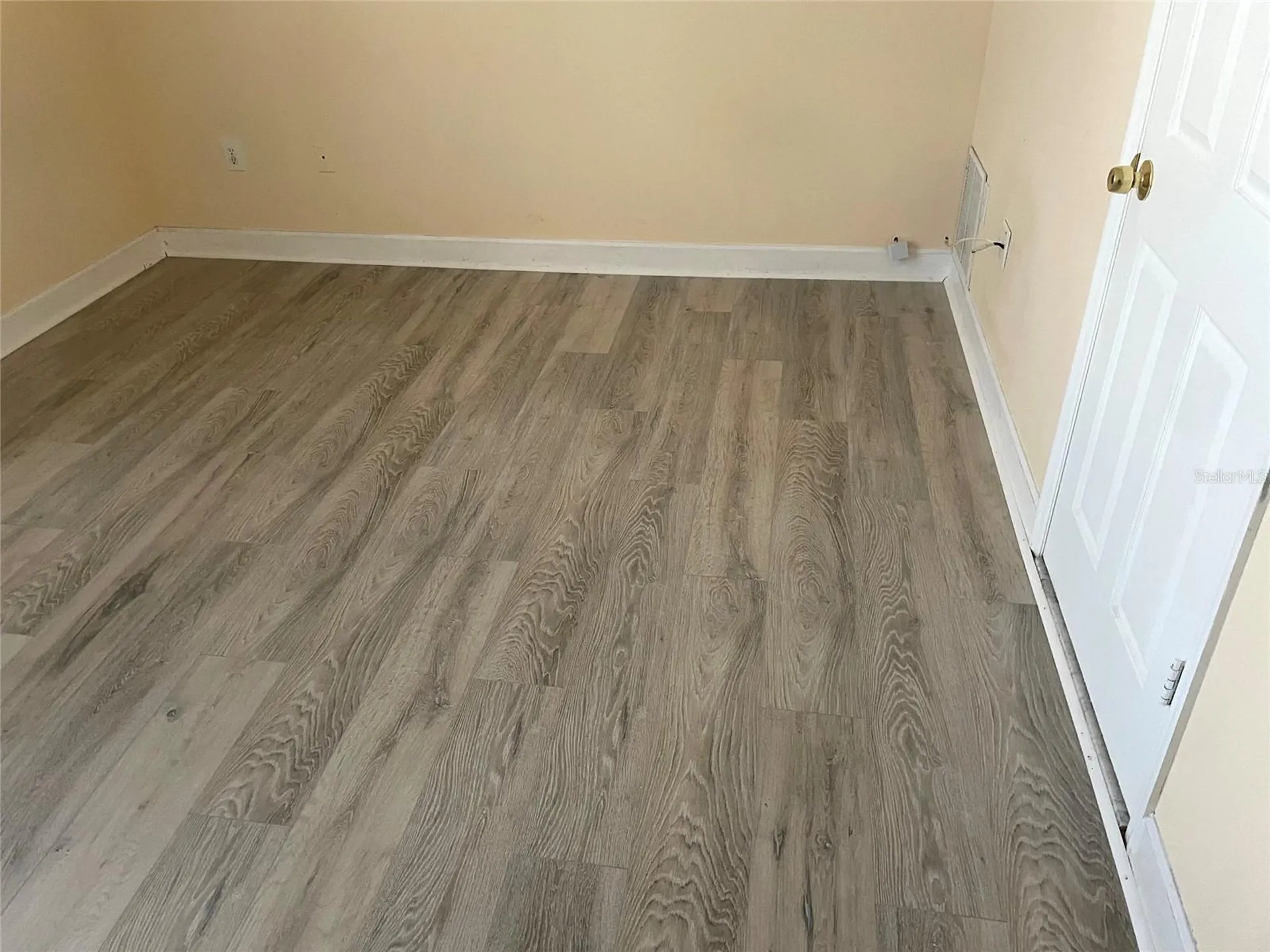 1720 Arabian Lane Palm Harbor FL 34685