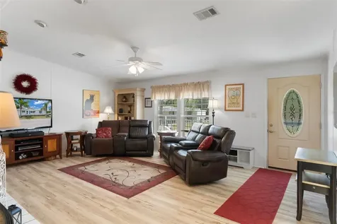 20334 Woodside Street Brooksville FL 34601