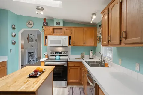 20334 Woodside Street Brooksville FL 34601