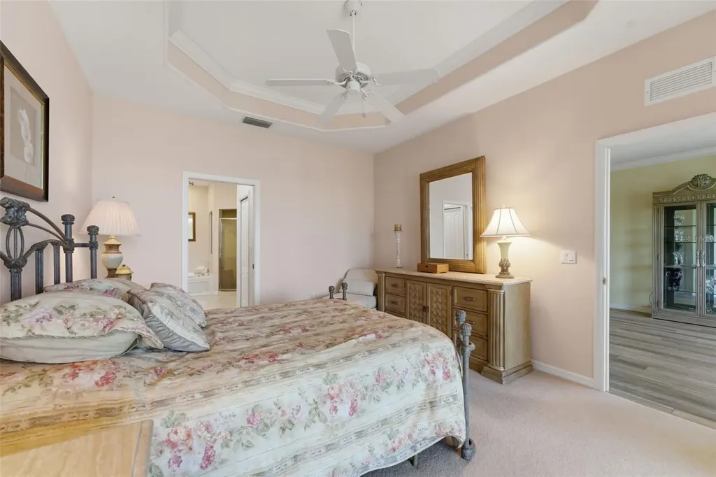 4924 Whispering Oaks Drive North Port FL 34287