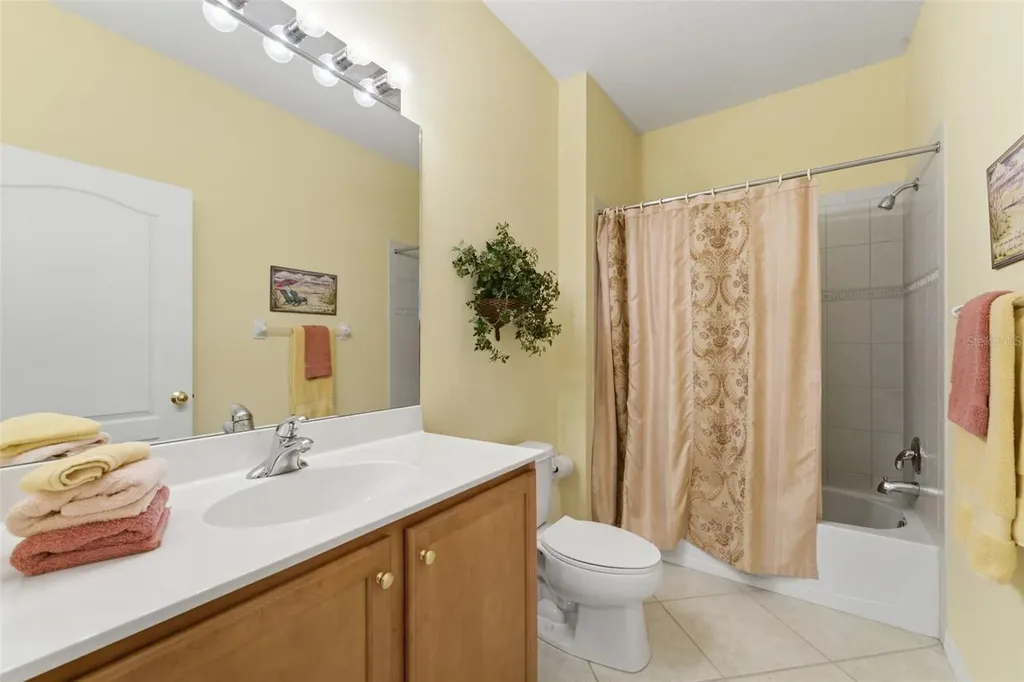 4924 Whispering Oaks Drive North Port FL 34287