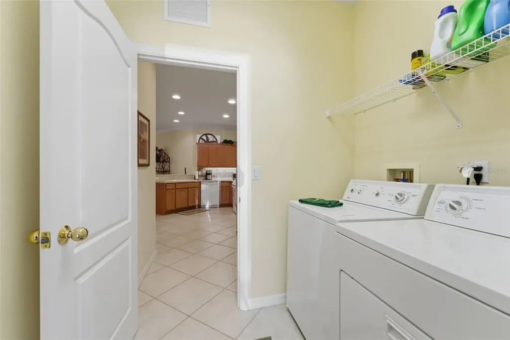 4924 Whispering Oaks Drive North Port FL 34287