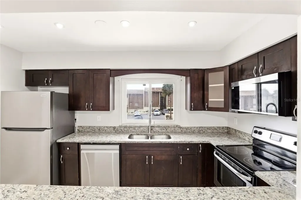626 Orange Drive Altamonte Springs FL 32701