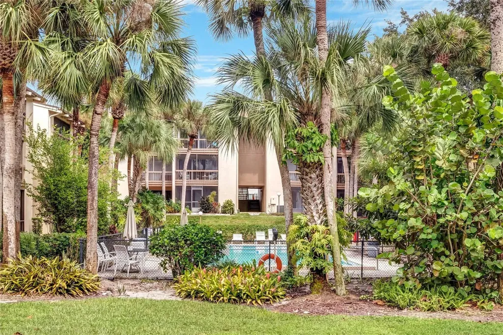626 Orange Drive Altamonte Springs FL 32701