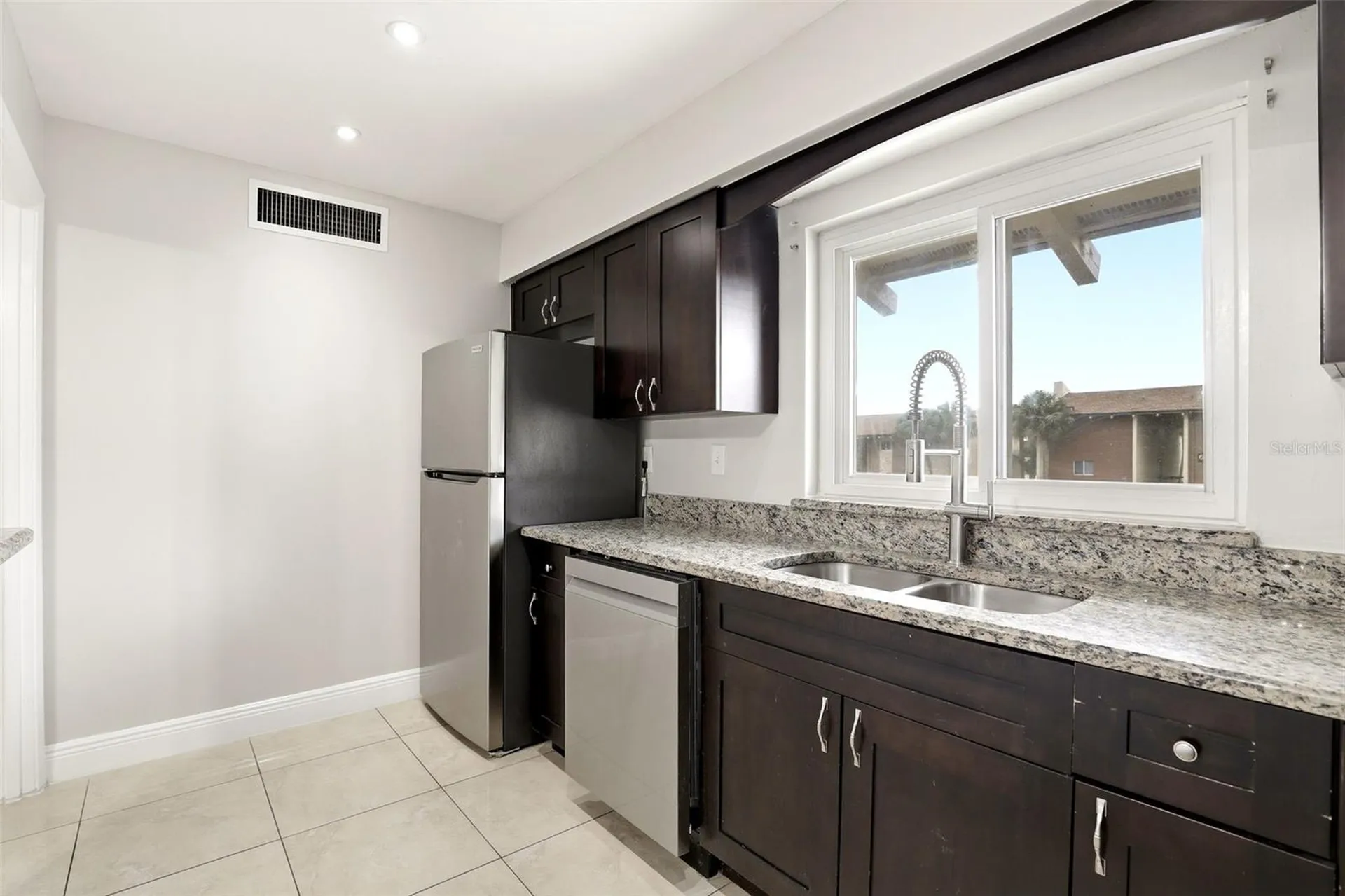 626 Orange Drive Altamonte Springs FL 32701