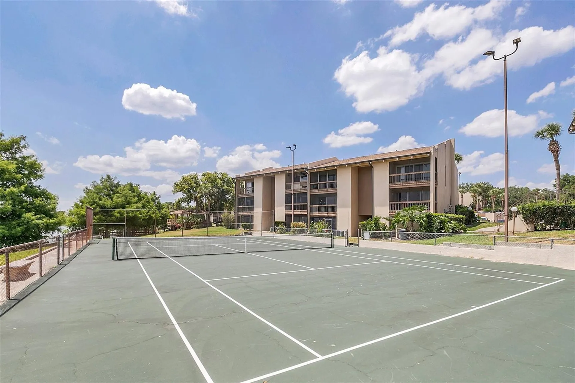 626 Orange Drive Altamonte Springs FL 32701