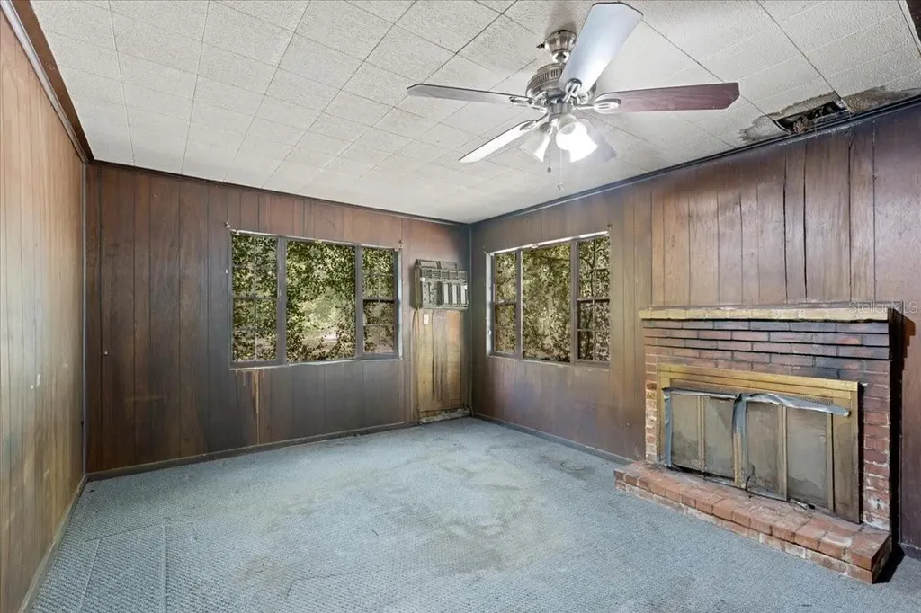 6950 SE Highway 41 Morriston FL 32668