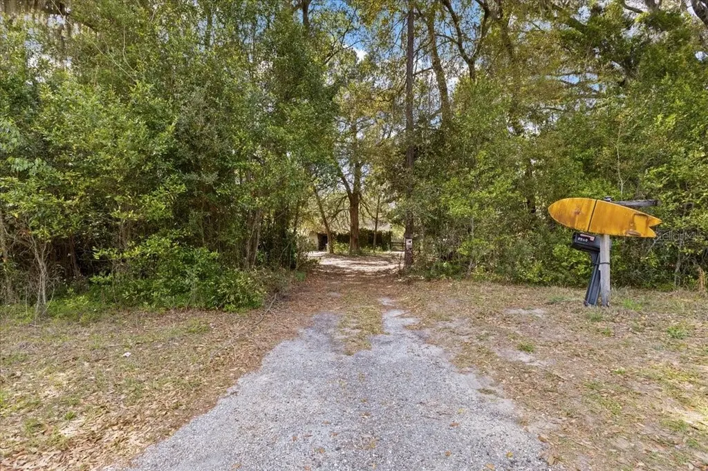 6950 SE Highway 41 Morriston FL 32668