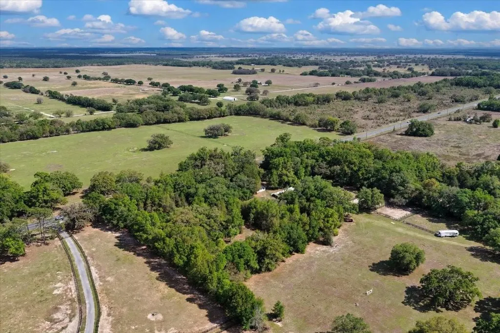 6950 SE Highway 41 Morriston FL 32668