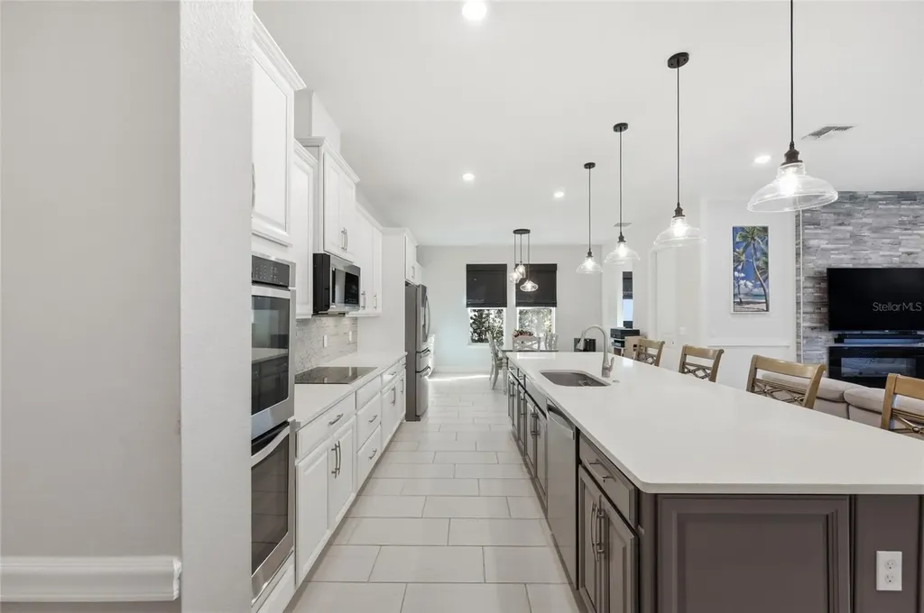 1646 Holcomb Creek Street Winter Garden FL 34787