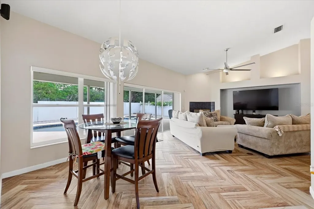 224 Bryan Oak Avenue Brandon FL 33511