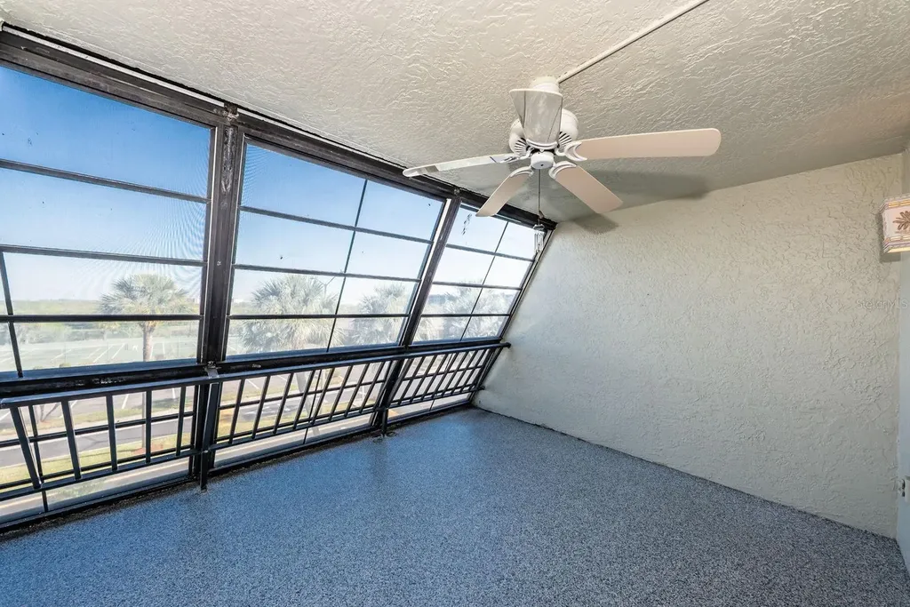 9860 62nd Terrace N St Petersburg FL 33708