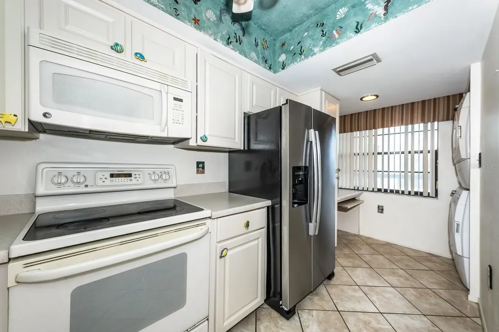 9860 62nd Terrace N St Petersburg FL 33708