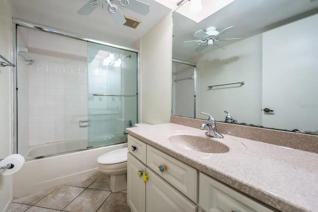 9860 62nd Terrace N St Petersburg FL 33708